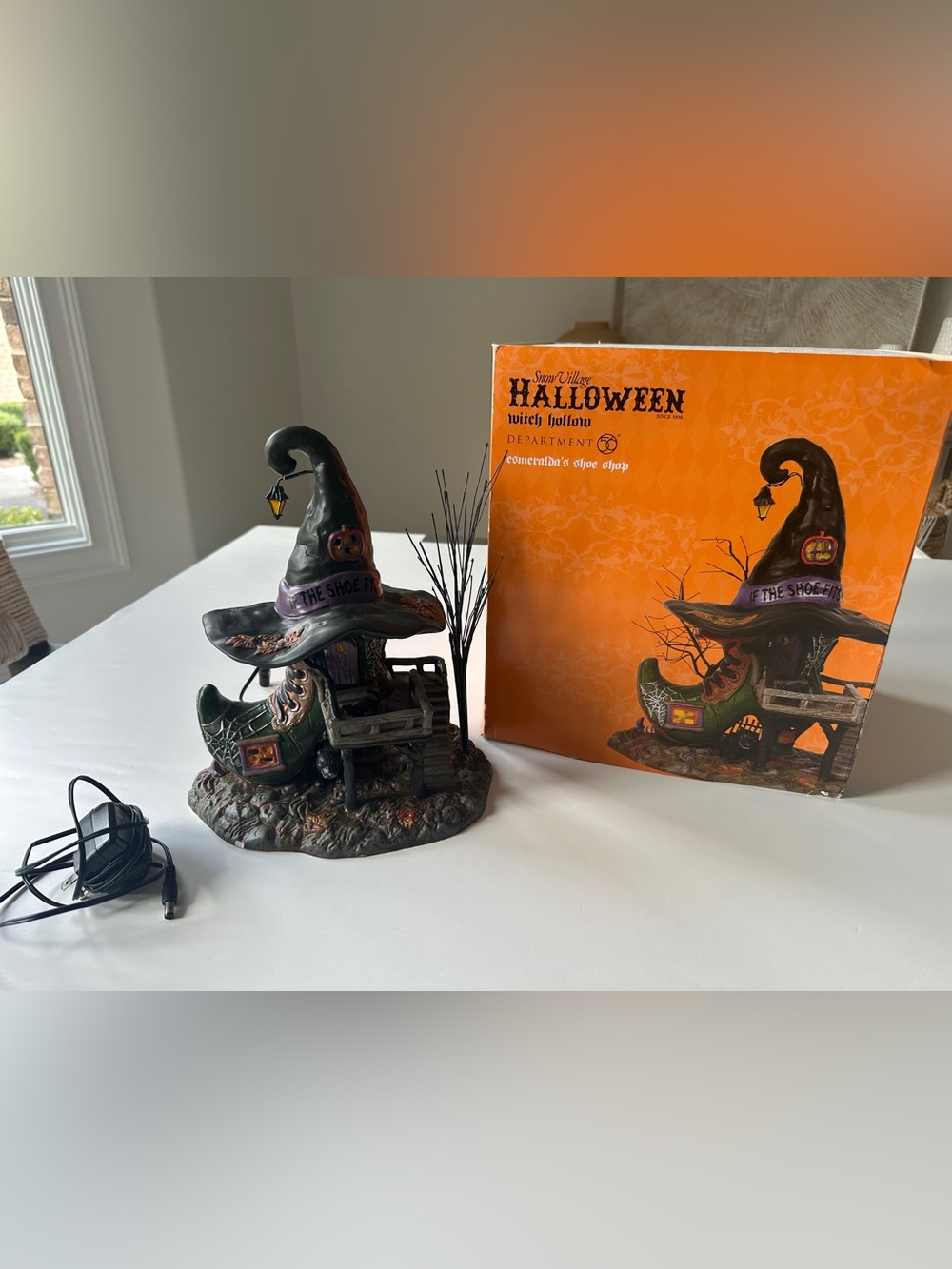 Department 56 Witch Shoe Shop Figurine - Black, Purple, Green, Orange